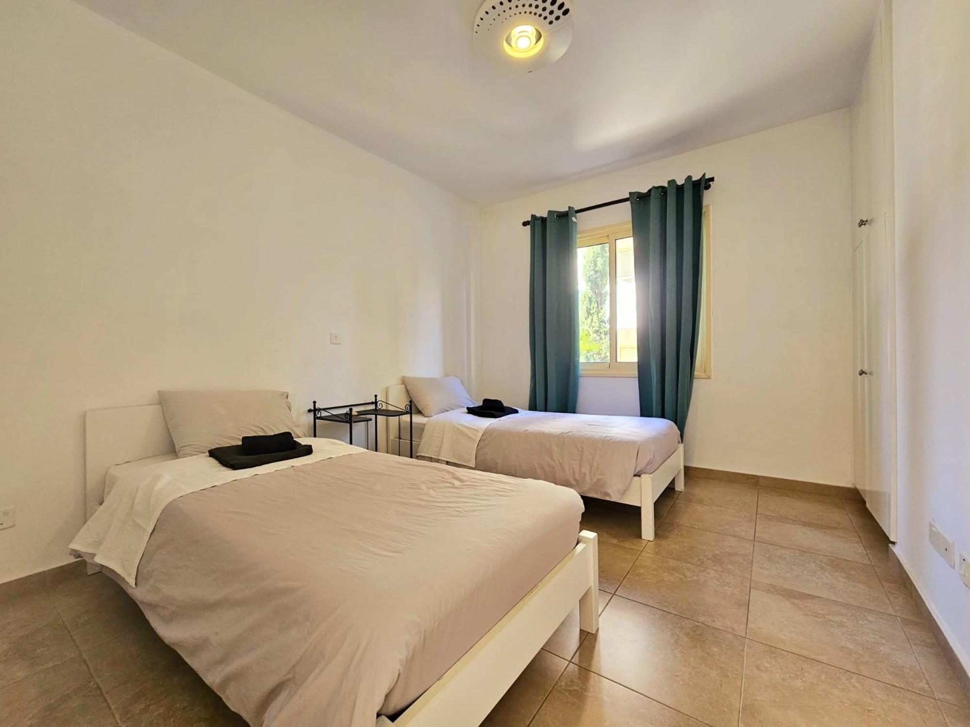 Elysia Park Apartments Paphos Exterior foto